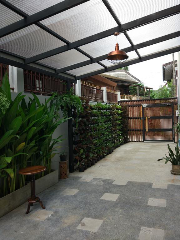 Celosia Chiang Mai Hotel Exterior foto